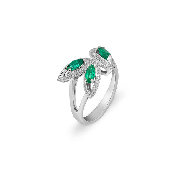 Petali Flora Emerald Ring